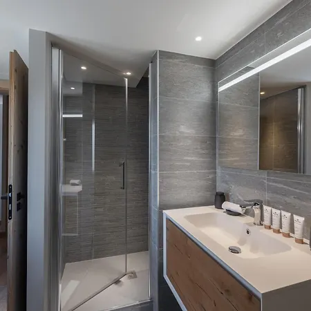 Moderne 133m² à Courchevel, Proche Télécabine, Avec Wifi Et Parking - Fr-1-562-80 Apartamento Courchevel