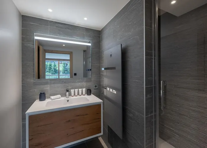 Apartament Moderne 133m² A Courchevel, Proche Telecabine, Avec Wifi Et Parking - Fr-1-562-80 *