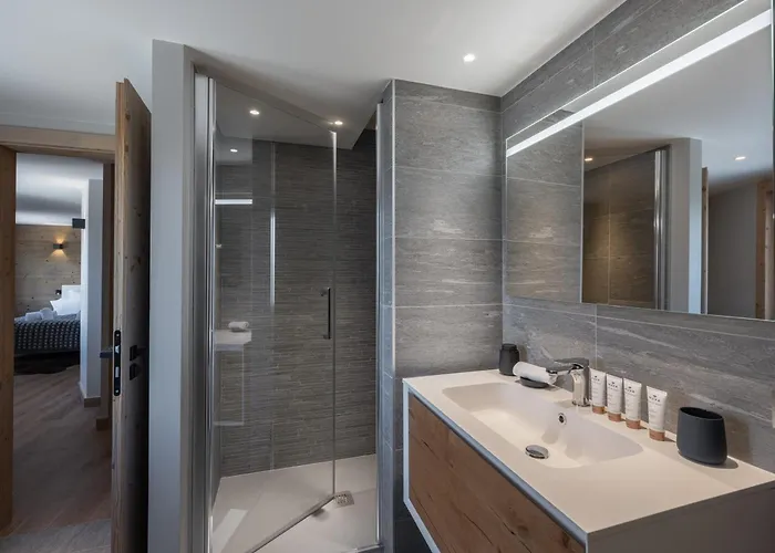 Moderne 133m² A Courchevel, Proche Telecabine, Avec Wifi Et Parking - Fr-1-562-80 Apartament Courchevel